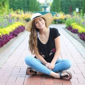 Meet your Posher, Josie